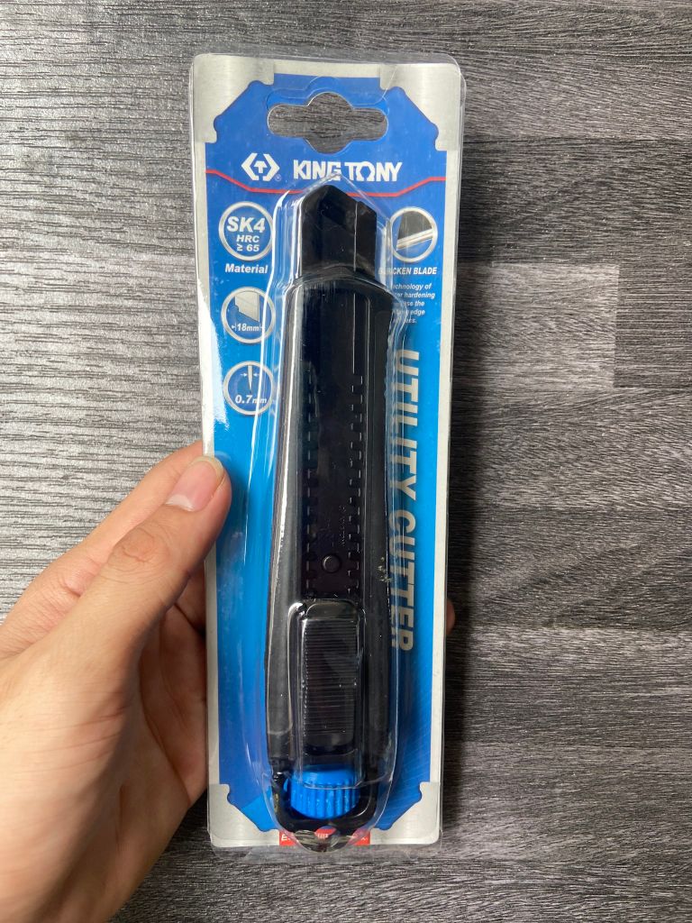 Dao rọc giấy Kingtony 7977-07