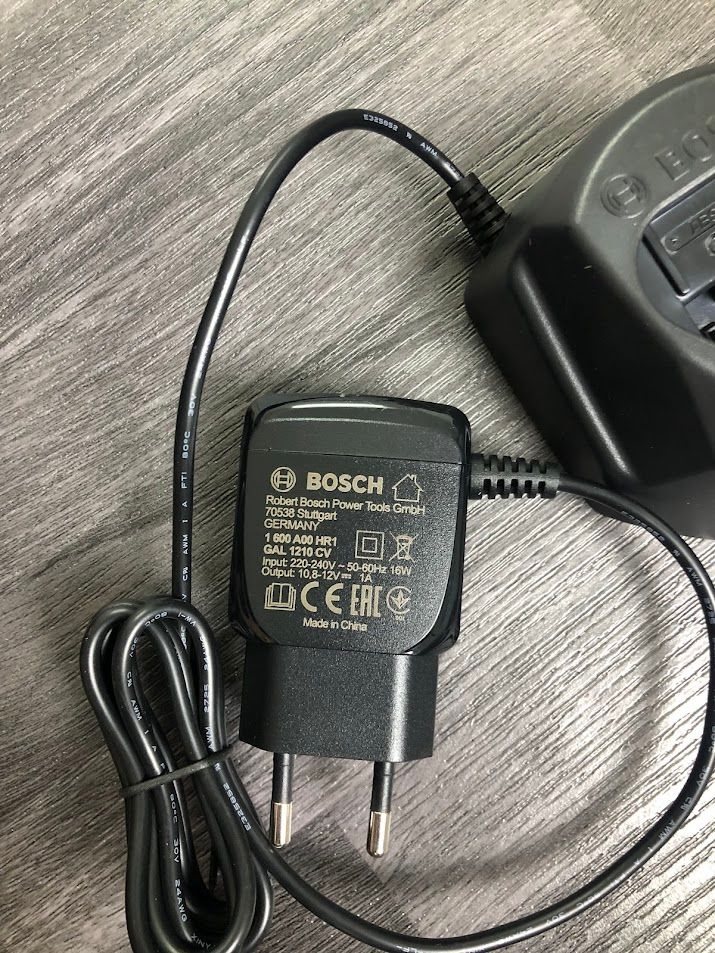 Sạc 12V GSR/GSB 120-Li Bosch 1600A00HR1