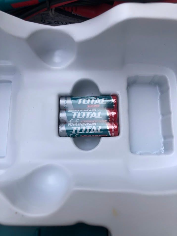 Đồng hồ đo vạn năng 1000V Total TMT5410003