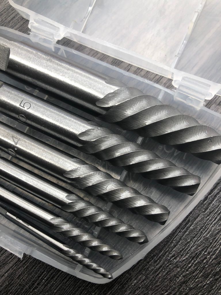 Bộ dụng cụ lấy ốc gãy 6 chi tiết SKC 1816