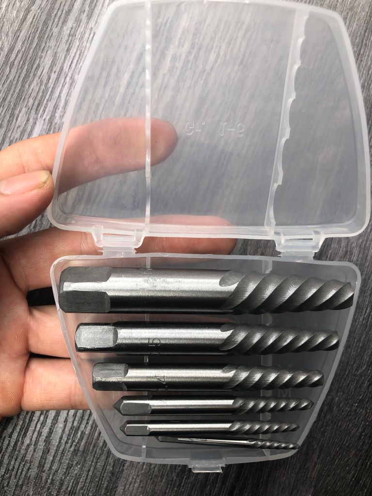 Bộ dụng cụ lấy ốc gãy 6 chi tiết SKC 1816