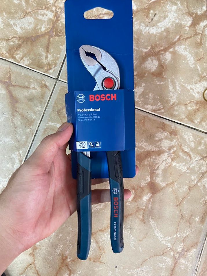 Kềm kẹp mỏ quạ Bosch 1600A02W3N