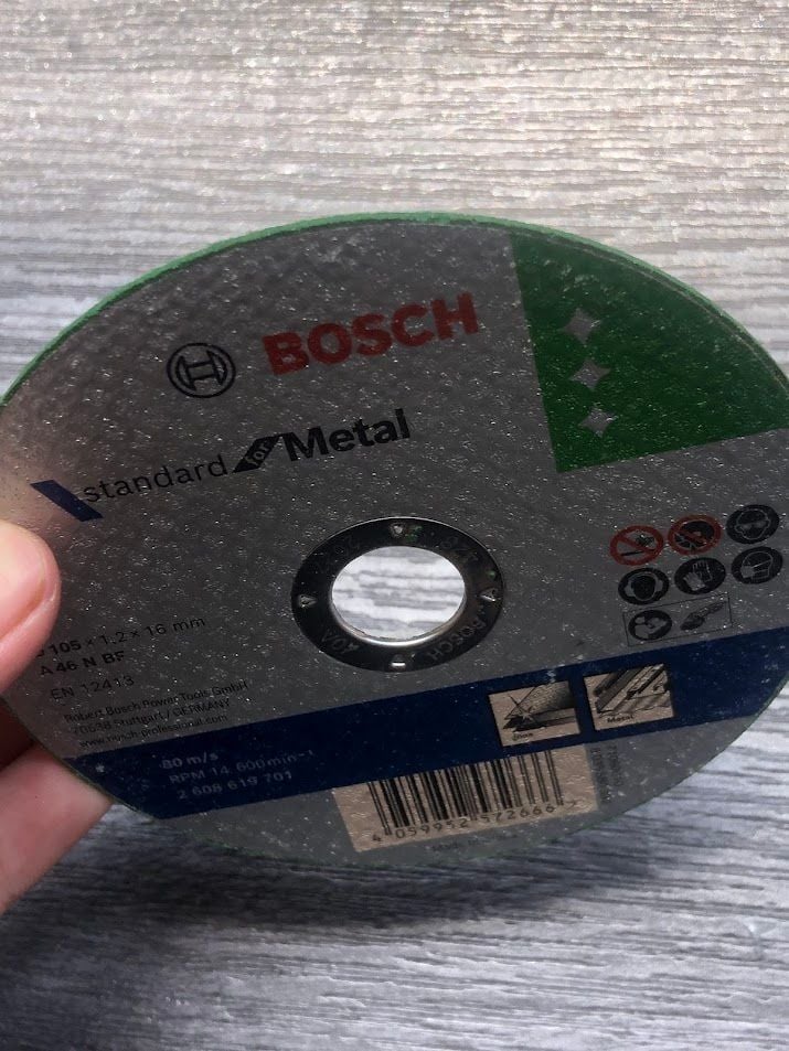 Đá cắt 105x1.2x16mm (sắt) - Standard for Metal (đá xanh) - 2608619701