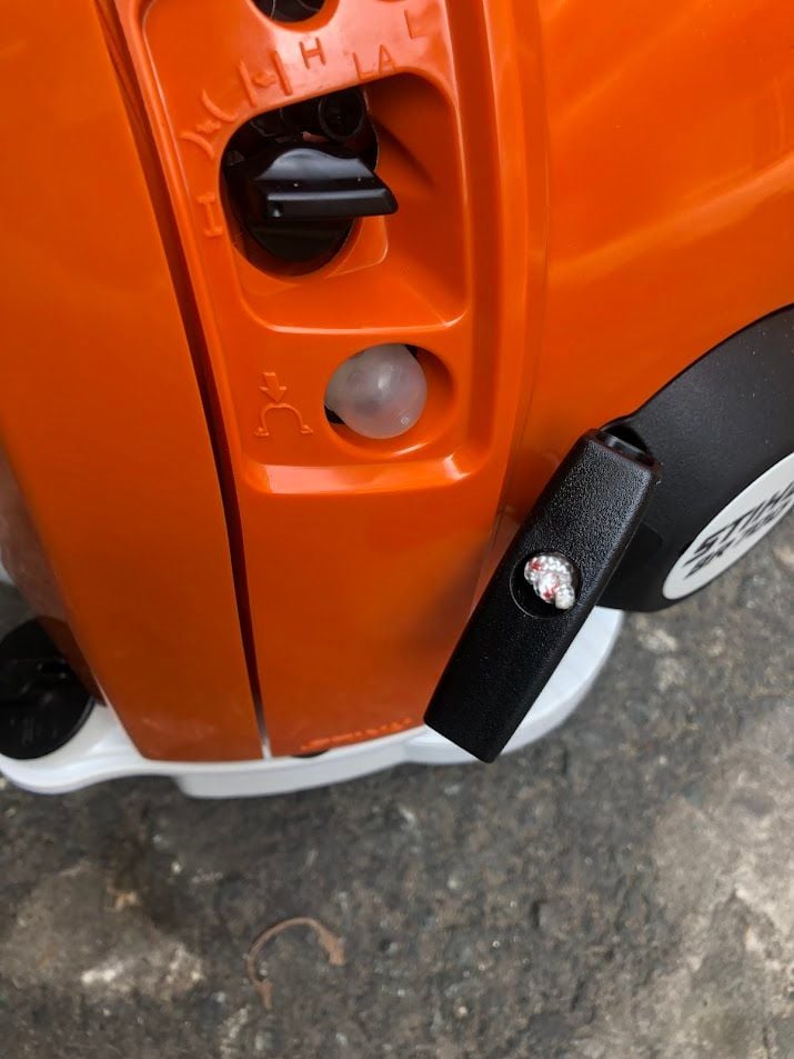 Máy thổi lá STIHL BR700