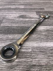 17mm Cờ lê vòng miệng tự động Sata 43613