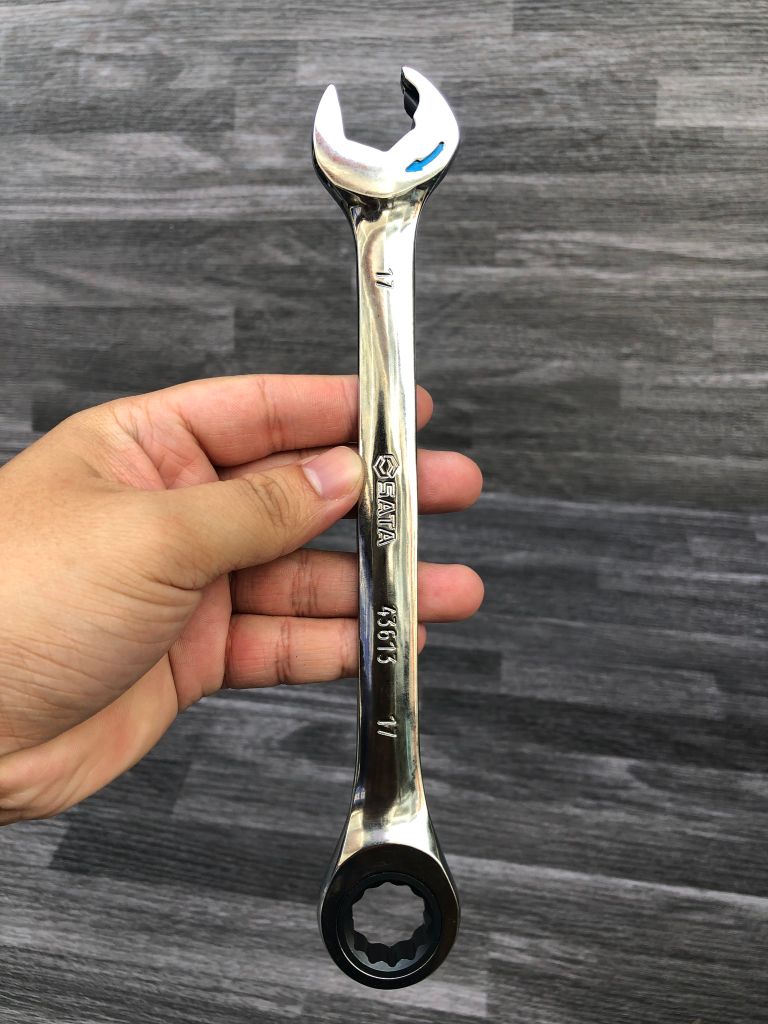 17mm Cờ lê vòng miệng tự động Sata 43613