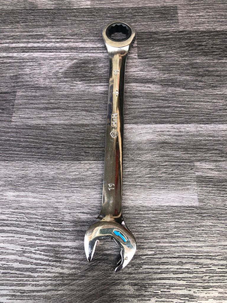 19mm Cờ lê vòng miệng tự động Sata 43615