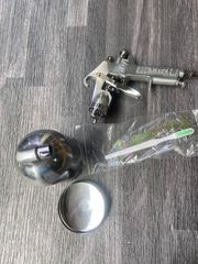 Súng phun sơn 400cc bầu trên C-mart CW-71G