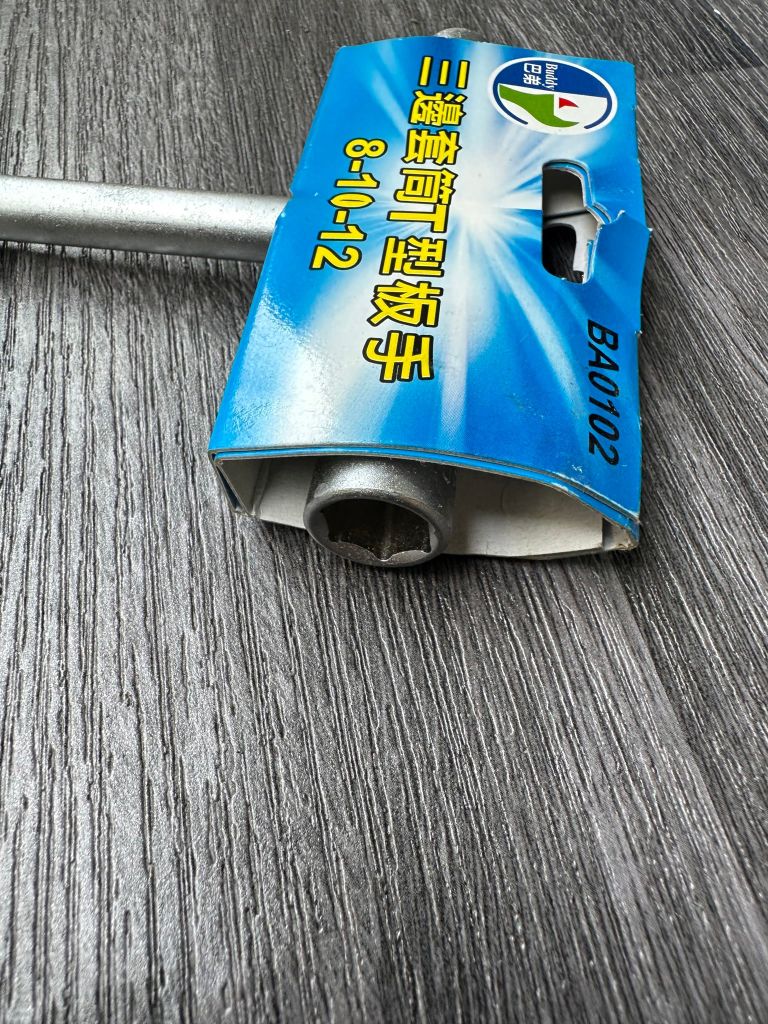 Chữ T ba đầu 8-10-12mm C-Mart BA0102