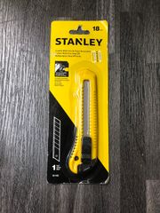 18mm Dao rọc giấy Stanley 10-143-S