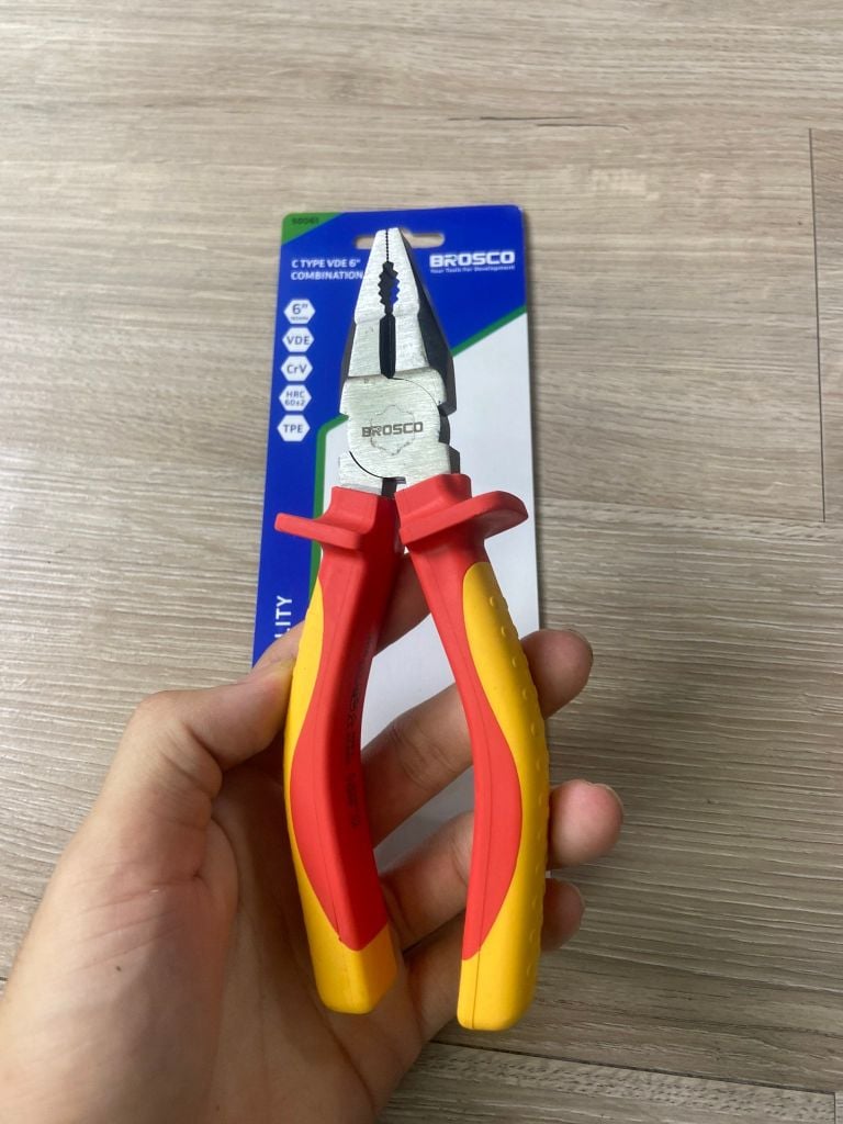 Kìm kết hợp loại C cách điện 1000V VDE bằng thép Cr-V 6