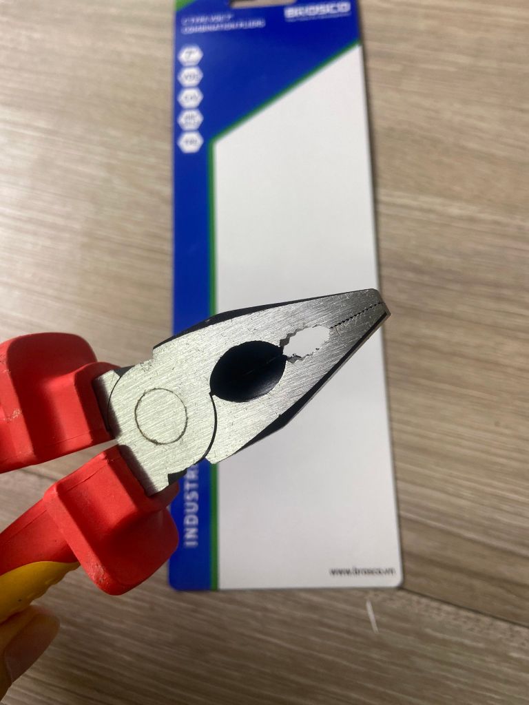 Kìm kết hợp loại C cách điện 1000V VDE bằng thép Cr-V 7