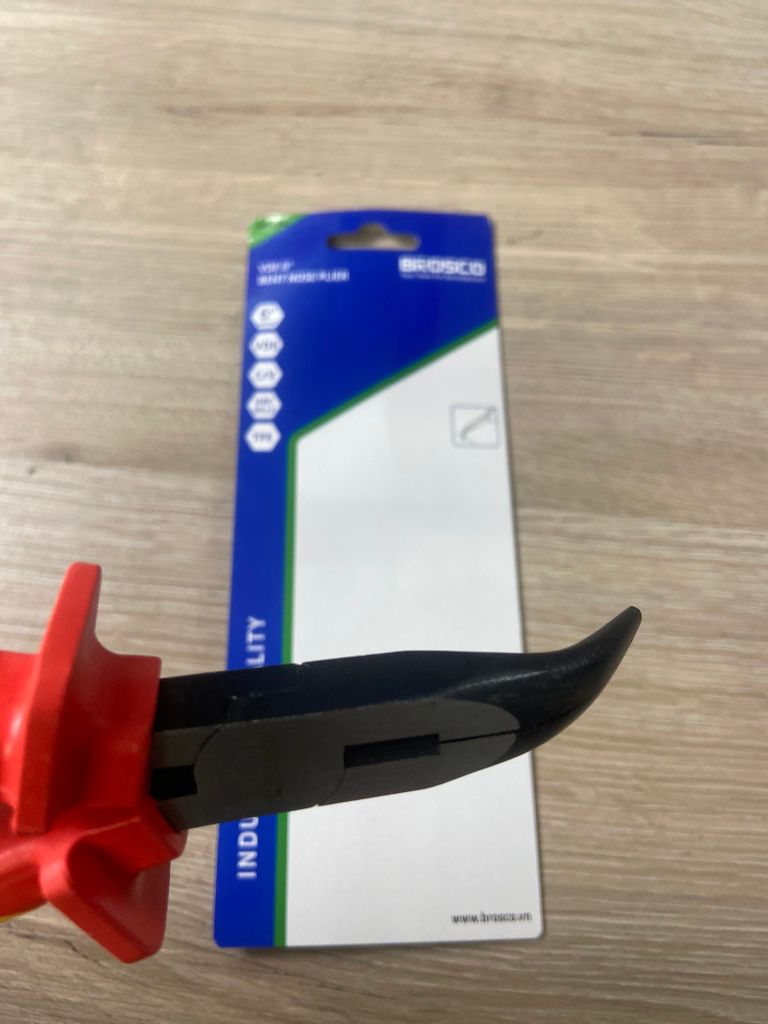 Kìm nhọn mỏ cong cách điện 1000V VDE bằng thép Cr-V 6