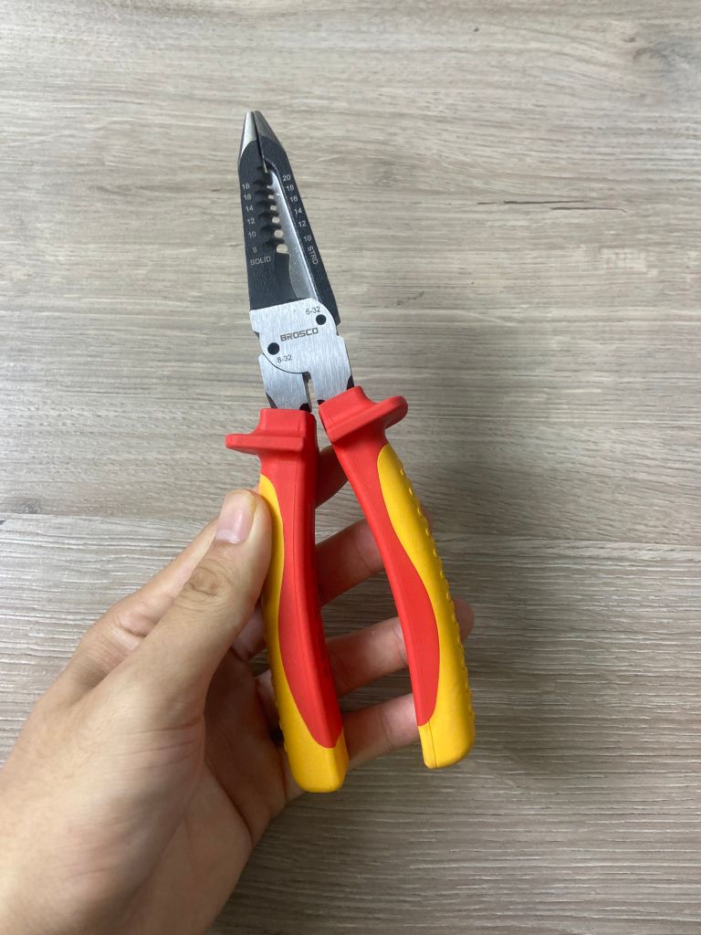 Kìm tuốt dây đa năng cách điện 1000V VDE 8