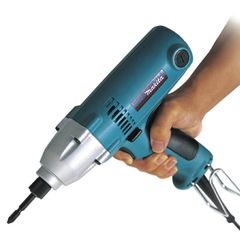 270W Máy vặn vít Makita 6952