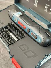 Máy vặn vít dùng pin 32 mũi BOSCH GO 2 (06019H2181)