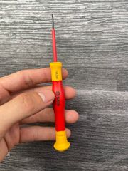VDE hai màu có tay cầm cách điện có rãnh chính xác 1,5 * 0,23 * 50mm SATA 63301