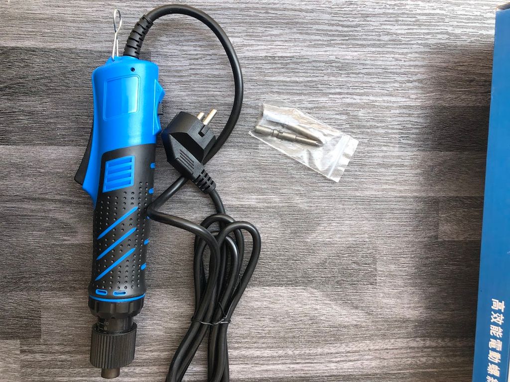 Máy bắn vít cắm nguồn trực tiếp C-Mart C0045-06