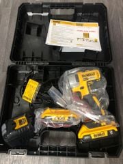 Bộ máy vặn vít cầm tay 18V Dewalt DCF7871D2- B1