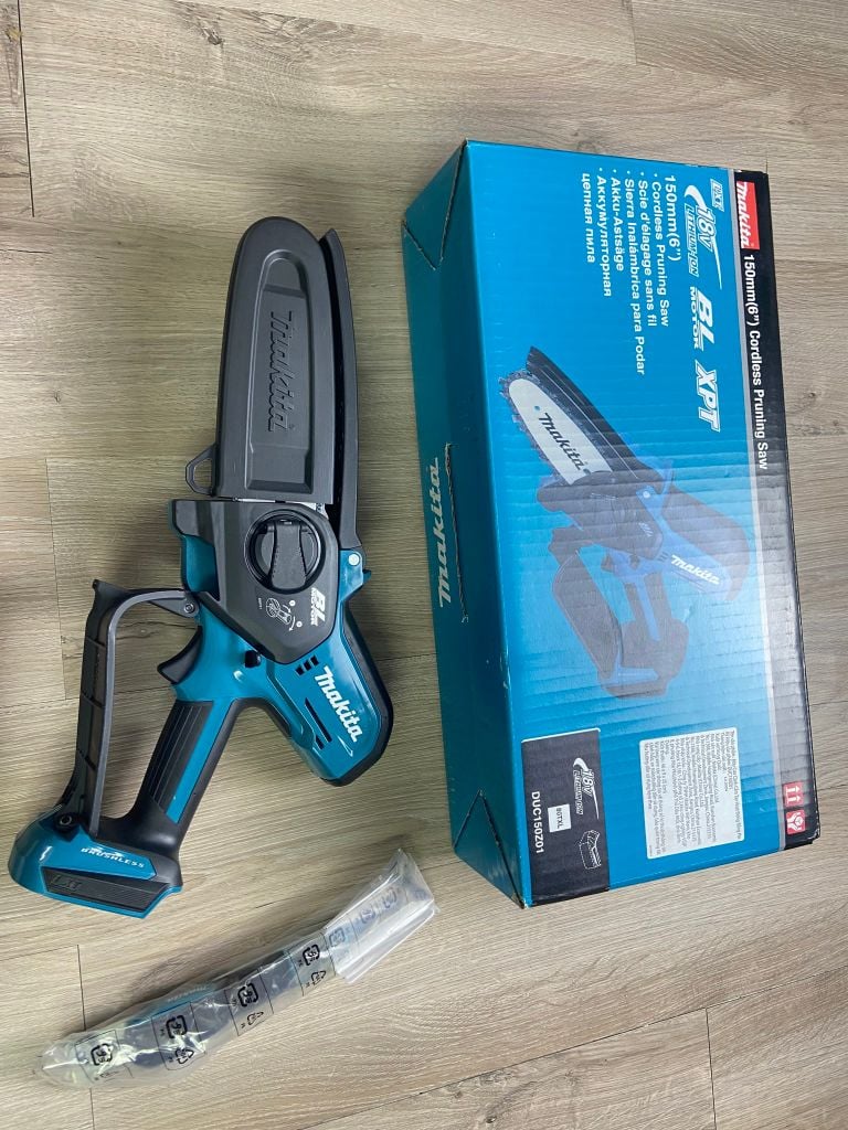 18V Máy Cưa Cành Dùng Pin Makita DUC150Z01(150MM/BL)