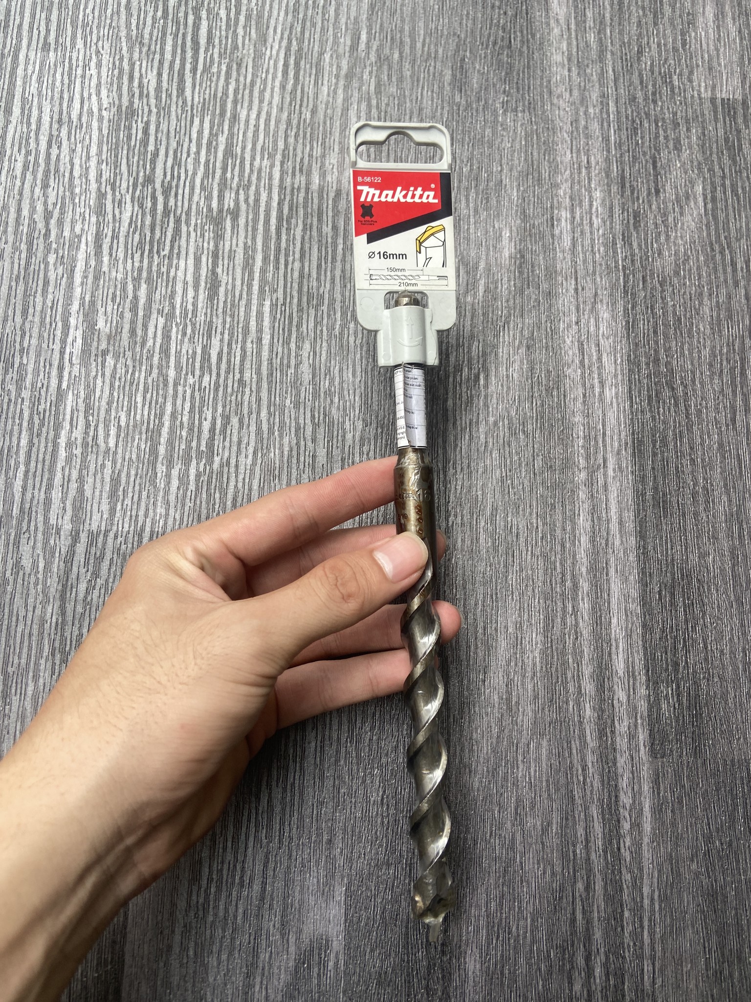 SDS-PLUS MŨI KHOAN BÊ TÔNG HỢP KIM 16X210MM Makita B-56122