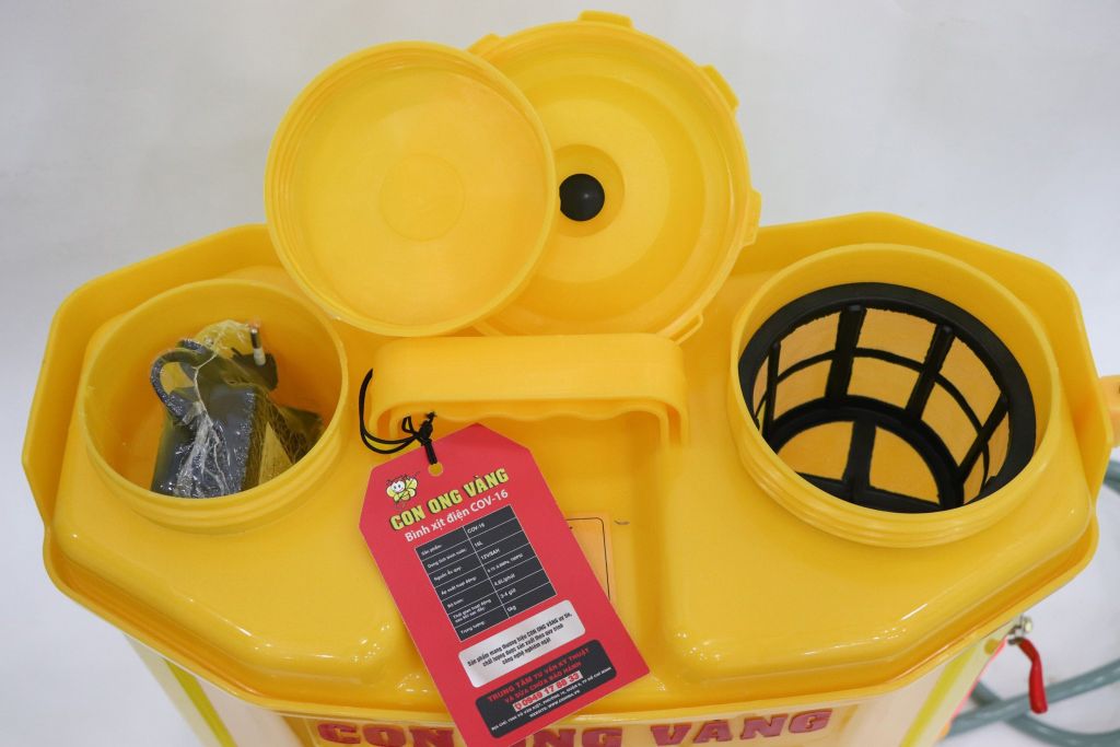 Bình xịt điện COV 16 12V-8Ah: Hiệu quả, bền bỉ, tiết kiệm sức lao động