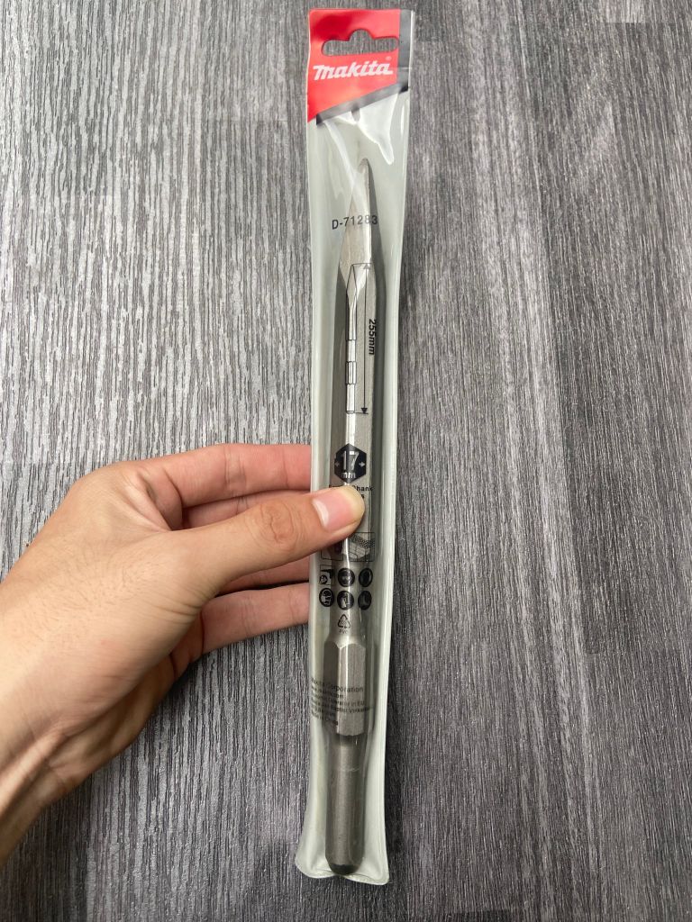 Mũi đục nhọn 255mm chuôi lục giác Makita D-71283