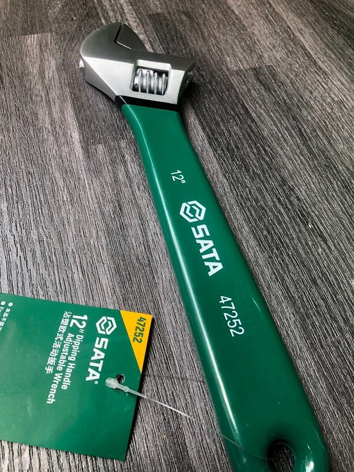 12in/300mm Mỏ lết bọc nhựa Sata 47252
