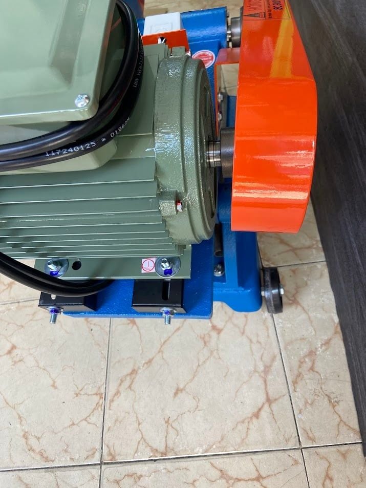 Máy cắt 3HP - 220V