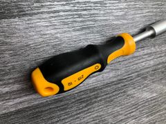 Tua vít 150mm đầu tuýp lục giác 10mm Elora 215-10