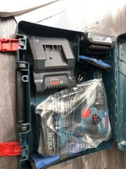 Máy khoan động lực dùng pin 18V Bosch GSB 185-LI (06019K31K2)