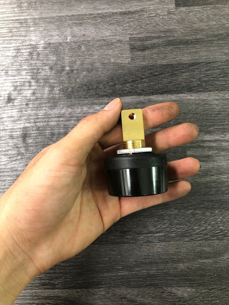 Cọc nối ngắn (giắc cái) ZETweld DKJ 50-70 đuôi dẹp