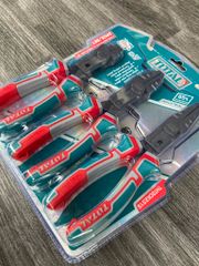 Bộ kìm đa năng trợ lực 3 chi tiết Total THT2CK231S
