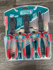 Bộ kìm đa năng trợ lực 3 chi tiết Total THT2CK231S
