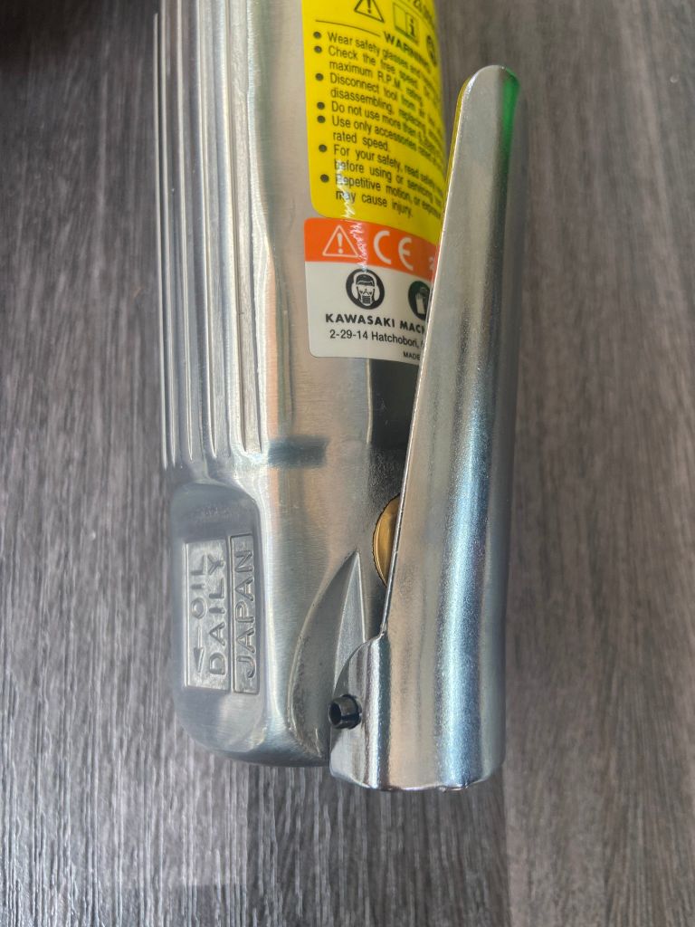 MÁY MÀI TRỤ KAWASAKI KPT-24DG-6