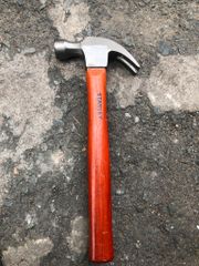 16Oz (450g) Búa nhổ đinh cán gỗ Stanley STHT51339-8