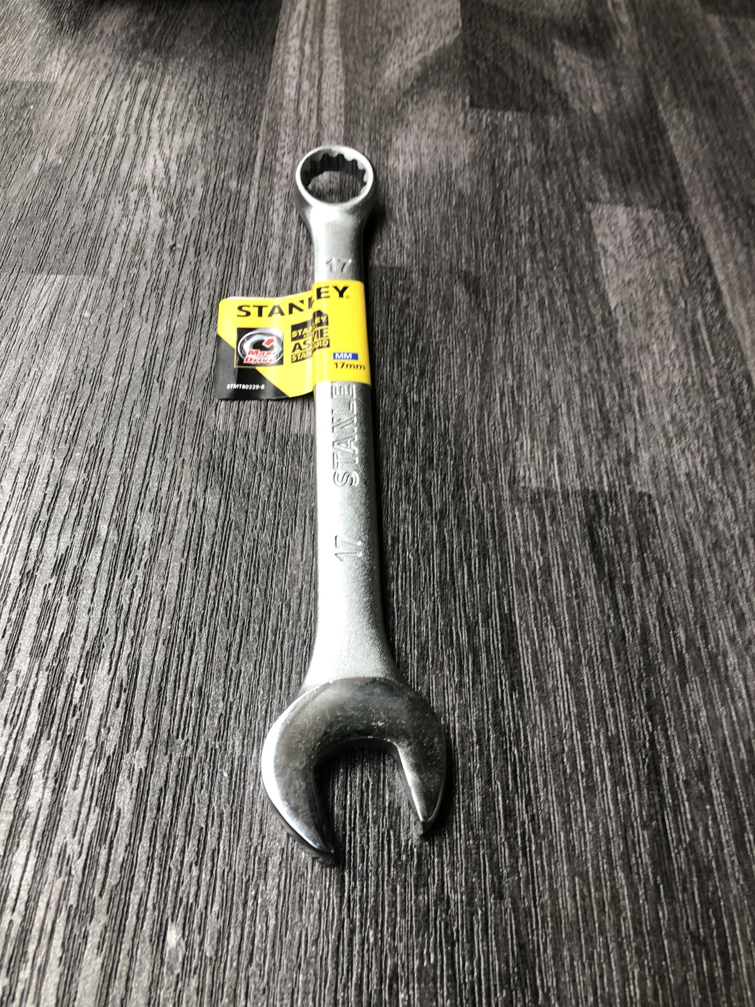17mm Cờ lê vòng miệng Basic Stanley STMT80229-8
