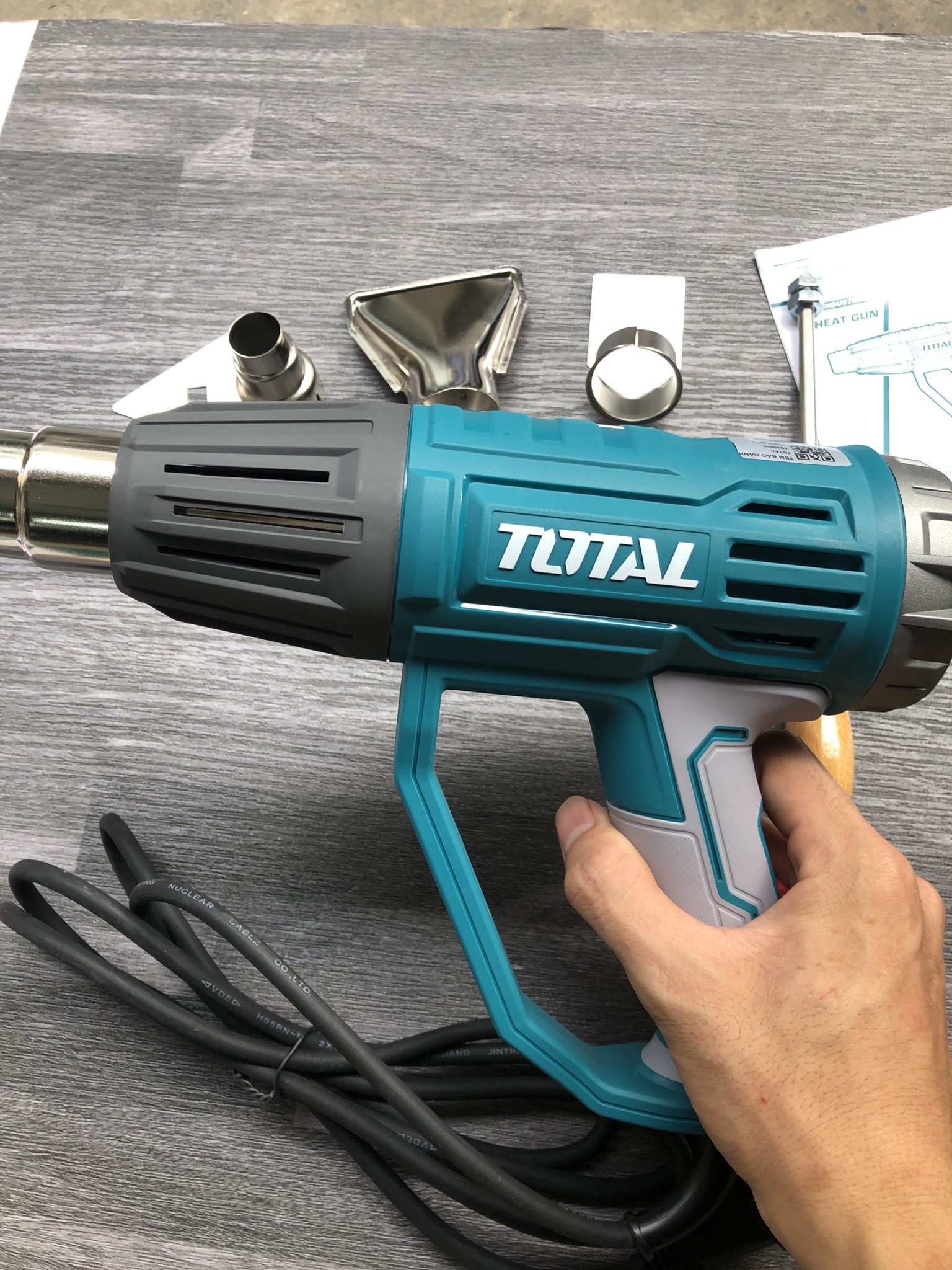 2000W Máy thổi hơi nóng điện tử Total TB200561