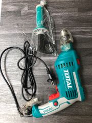 Máy khoan búa 810W Total TG1081316E