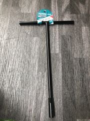 Chìa vặn chữ T 10mm Total THTSWB1001