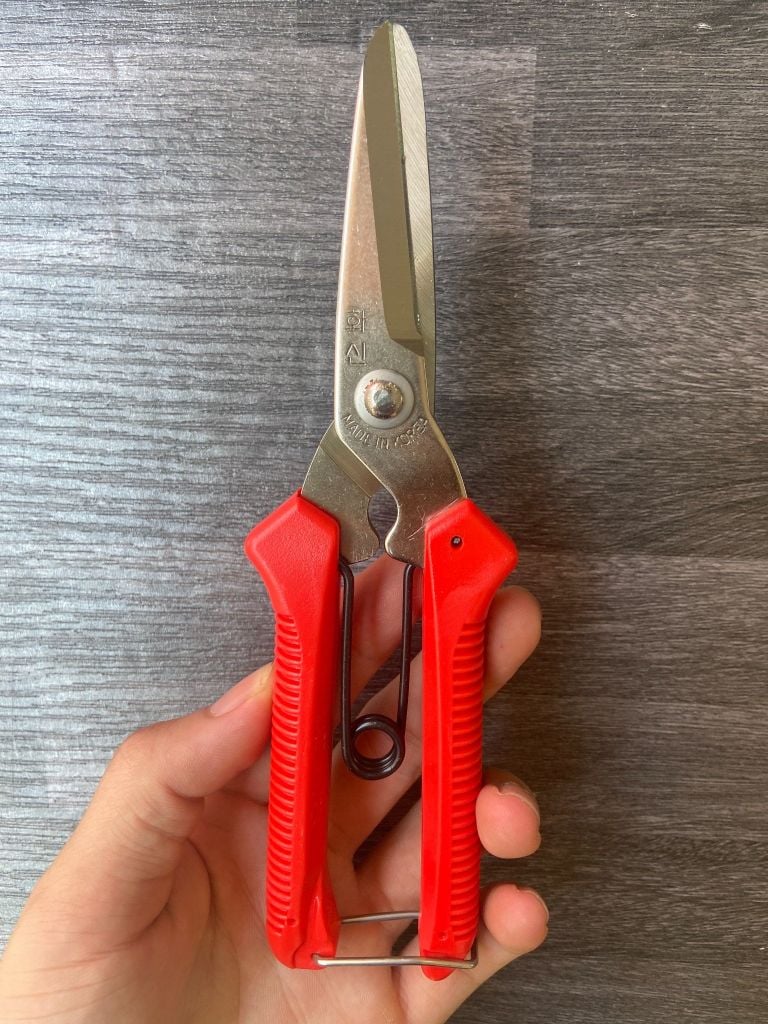 Kéo Cắt Đa năng Hàn Quốc P300 HWA SHIN
