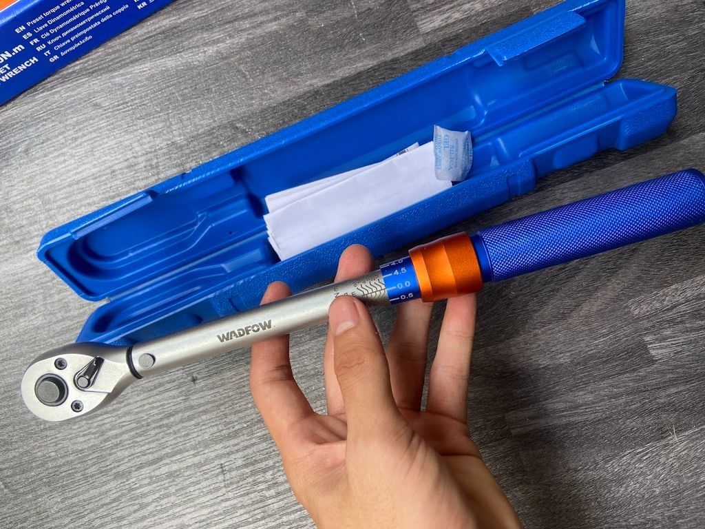 Cần siết lực 3/8
