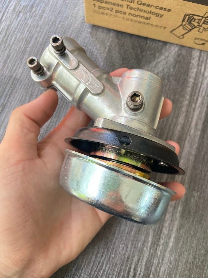 Đầu bò máy cắt cỏ 28/9 - Trung Quốc
