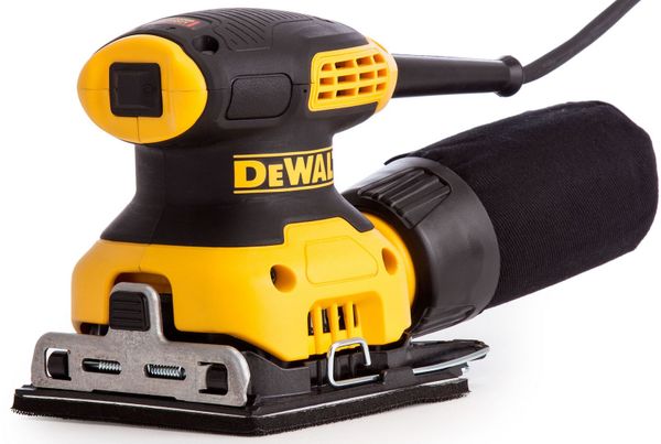 108x115mm Máy chà nhám vuông 230W Dewalt DWE6411