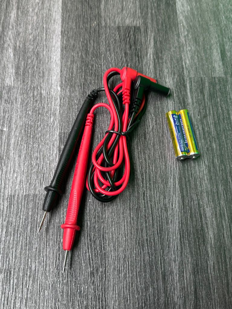 Đồng hồ vạn năng Uni-T UT201+