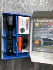 Đèn pin siêu sáng WASING WFL-H6