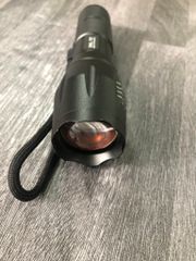 Đèn pin Ultrafire TM-E6 bóng CREE LED XML-T6