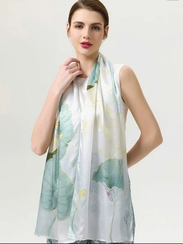 Quà 20/11 tặng cho cô giáo - Quà tặng khăn choàng cổ lụa trắng ngà phối họa tiết lá sen LAGU Khăn Phụ Kiện - KS180