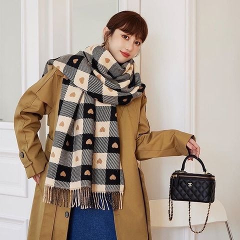 Quà tặng 20/11 cho sếp nữ, vợ, cô giáo, giáo viên nữ, mẹ và bạn gái, người yêu nữ quà tặng khăn quàng choàng cổ len Cashmere giữ ấm caro màu đen trái tim cao cấp phong cách Hàn Quốc đẹp sang trọng - KC405