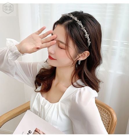 Băng đô bờm cài tóc cao cấp mấn áo dài cách tân đính đá LÀ GU - CDD033